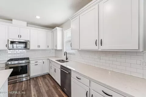 Kitchen - 188 Red Barn Rd, Saint Augustine, FL 32092 photo 3 of 6