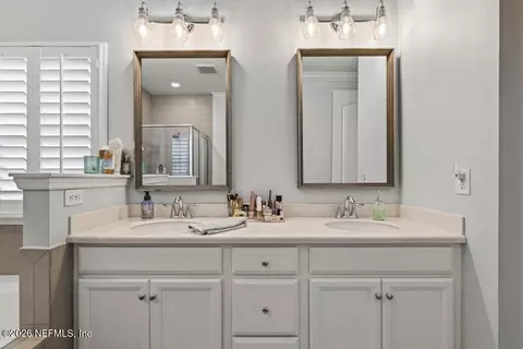 Bath - 209 Rivercliff Trl, Saint Augustine, FL 32092 photo 10 of 12