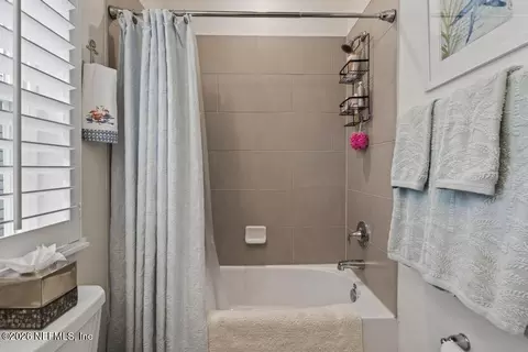 Bath - 209 Rivercliff Trl, Saint Augustine, FL 32092 photo 5 of 12