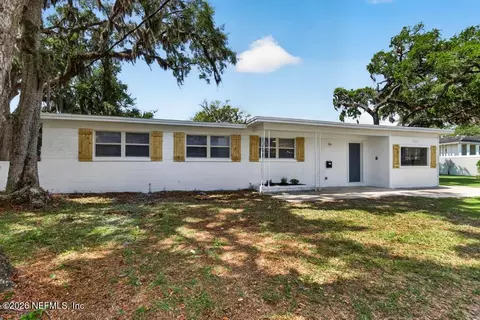 1152 Sebago Ave N, Atlantic Beach, FL 32233