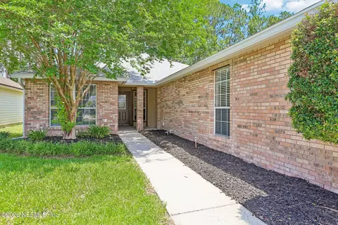 1667 Highland View Ct, Fleming Island, FL 32003