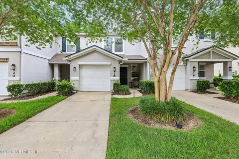 418 Walnut Dr, Saint Johns, FL 32259