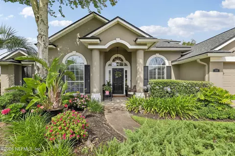 1588 Rivertrace Dr, Fleming Island, FL 32003