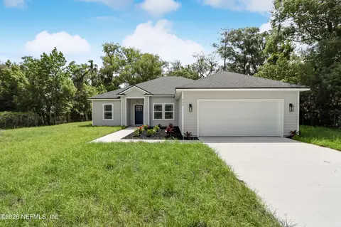 Exterior - 223 S 7th St, Macclenny, FL 32063 photo 1 of 4