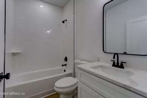 Bath - 223 S 7th St, Macclenny, FL 32063 photo 3 of 5