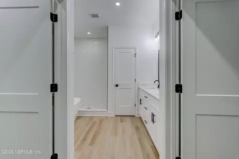 Entry Way - 223 S 7th St, Macclenny, FL 32063 photo 2 of 5