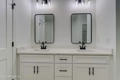 Bath - 223 S 7th St, Macclenny, FL 32063 photo 2 of 5