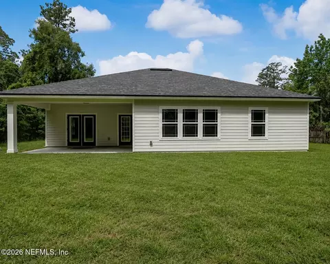 Exterior - 223 S 7th St, Macclenny, FL 32063 photo 2 of 4