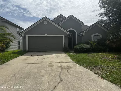 913 Otter Creek Dr, Orange Park, FL 32065