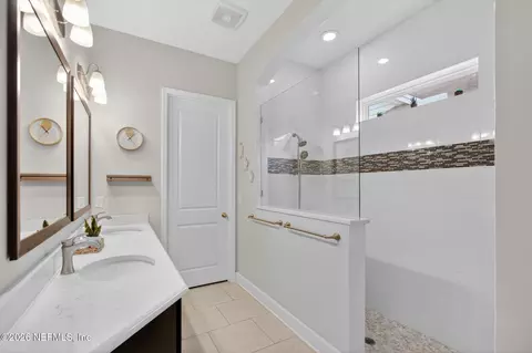 Bath - 226 Ashbury St, Saint Augustine, FL 32092 photo 1 of 4