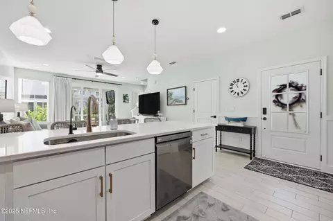 Kitchen - 75 Thurnham Ln, Saint Augustine, FL 32092 photo 3 of 5