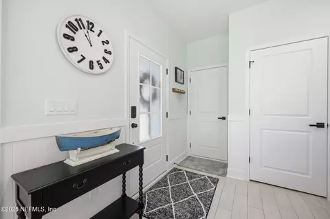 Entry Way - 75 Thurnham Ln, Saint Augustine, FL 32092 photo 2 of 3