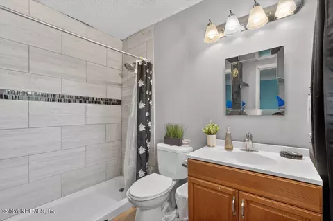 Bath - 41 N Whitney St, Saint Augustine, FL 32084 photo 2 of 2