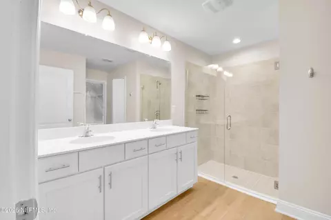 Bath - 151 Narvarez Ave, Saint Augustine, FL 32084 photo 1 of 2