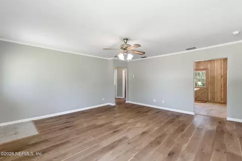 Living - 5 Beacon St, Saint Augustine, FL 32084 photo 3 of 4