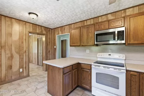 Kitchen - 5 Beacon St, Saint Augustine, FL 32084 photo 4 of 4