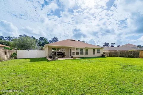 Exterior - 76097 Tideview Ln, Yulee, FL 32097 photo 5 of 13