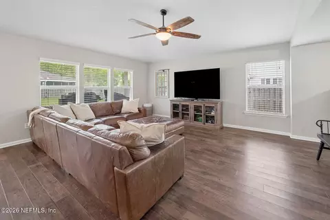 Living - 76097 Tideview Ln, Yulee, FL 32097 photo 2 of 2