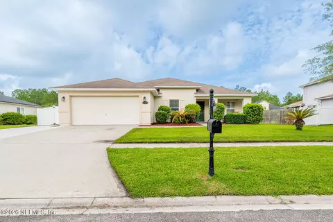 Exterior - 76097 Tideview Ln, Yulee, FL 32097 photo 3 of 13