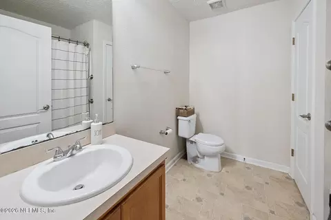 Bath - 76097 Tideview Ln, Yulee, FL 32097 photo 6 of 7
