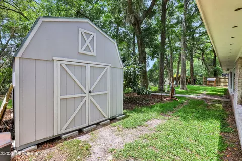 Exterior - 86183 Meadowfield Bluffs Rd, Yulee, FL 32097 photo 15 of 25