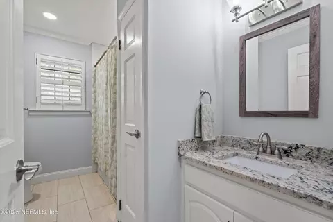 Bath - 86183 Meadowfield Bluffs Rd, Yulee, FL 32097 photo 2 of 9
