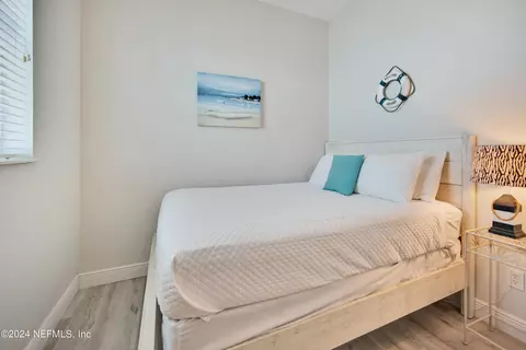 Bedroom - 10 3rd St, Saint Augustine, FL 32080 photo 3 of 7