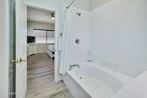 Bath - 10 3rd St, Saint Augustine, FL 32080 photo 7 of 8