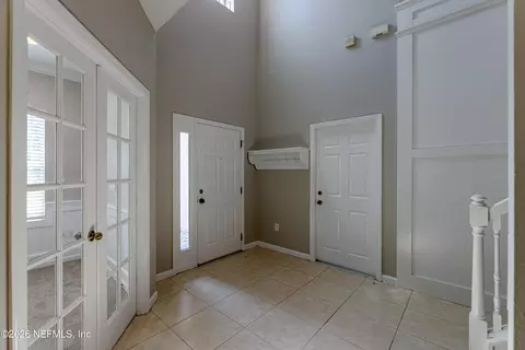 Entry Way - 869 Battersea Dr, Saint Augustine, FL 32095 photo 2 of 3