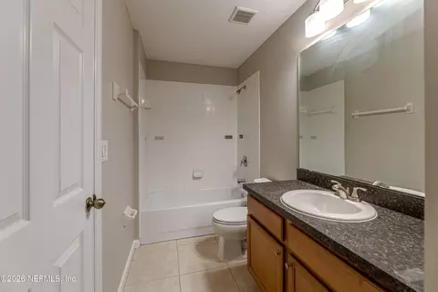 Bath - 869 Battersea Dr, Saint Augustine, FL 32095 photo 6 of 7