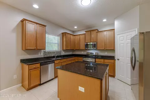 Kitchen - 869 Battersea Dr, Saint Augustine, FL 32095 photo 2 of 2