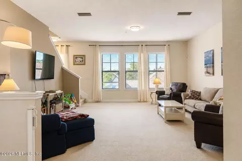 544 Market St, Saint Augustine, FL 32095