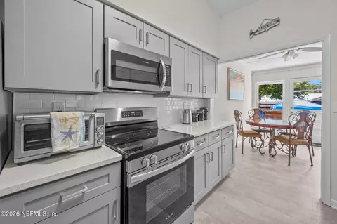 Kitchen - 507 Gentian Rd, Saint Augustine, FL 32086 photo 4 of 4