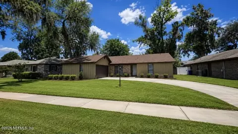 1485 N Dolphin St, Orange Park, FL 32073