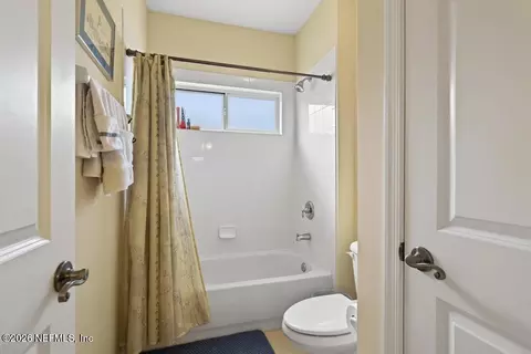 Bath - 1809 S Cappero Dr, Saint Augustine, FL 32092 photo 3 of 4