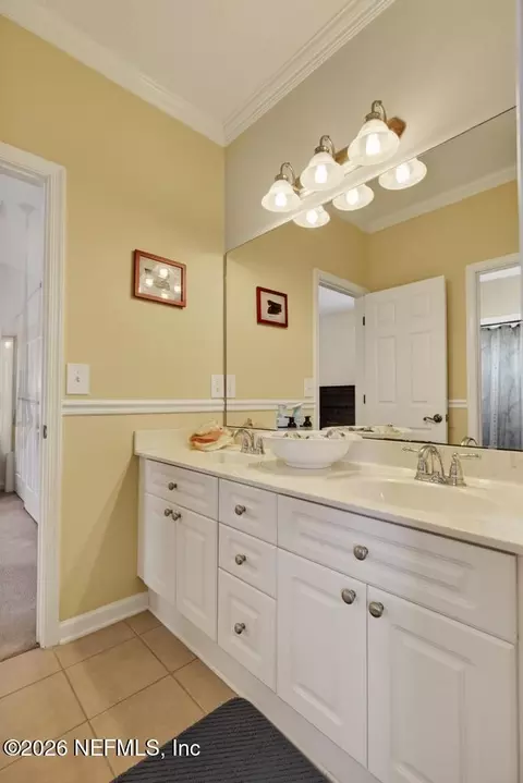 Bath - 1809 S Cappero Dr, Saint Augustine, FL 32092 photo 2 of 4