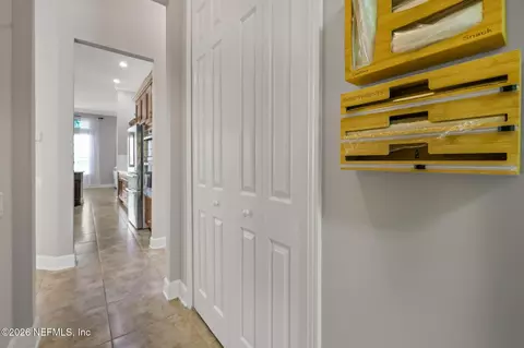 Entry Way - 1013 Inverness Dr, Saint Augustine, FL 32092 photo 2 of 5