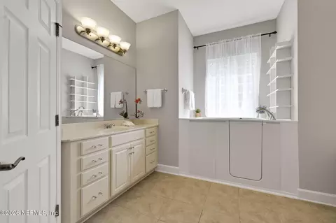 Bath - 1013 Inverness Dr, Saint Augustine, FL 32092 photo 2 of 3