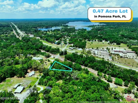 27 S Railroad Ave, Pomona Park, FL 32181