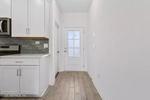 Entry Way - 491 Brandon Lakes Dr, Saint Augustine, FL 32092 photo 2 of 2