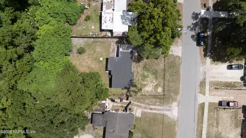 3637 Eve Dr E, Jacksonville, FL 32246
