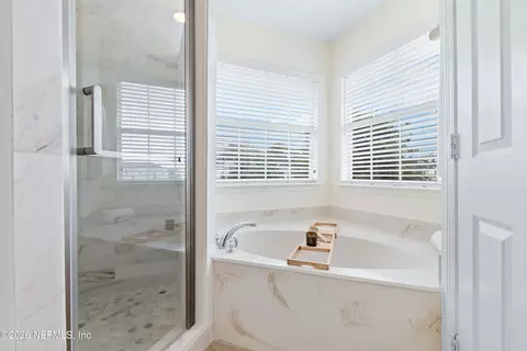 Bath - 6239 Devonhurst Dr, Jacksonville, FL 32258 photo 2 of 5