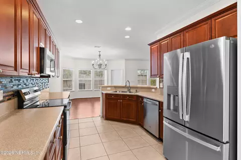 Kitchen - 6239 Devonhurst Dr, Jacksonville, FL 32258 photo 2 of 3