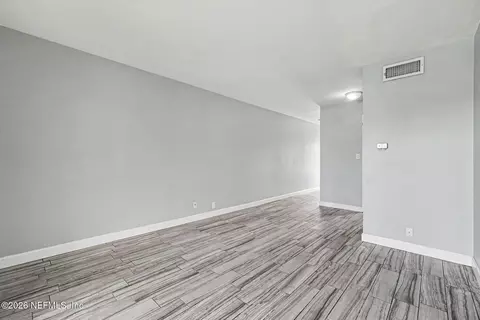 Living - 22 Comares Ave #1C, Saint Augustine, FL 32080 photo 4 of 6