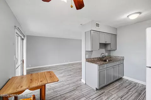Kitchen - 22 Comares Ave #1C, Saint Augustine, FL 32080 photo 2 of 4