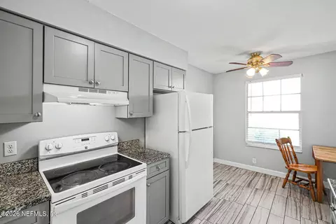 Kitchen - 22 Comares Ave #1C, Saint Augustine, FL 32080 photo 4 of 4