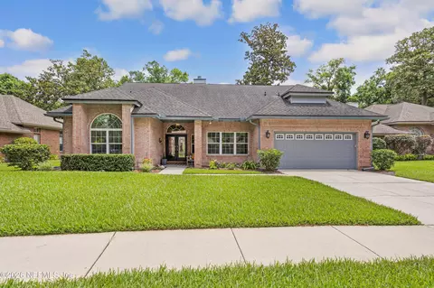 2355 Covington Creek Dr W, Jacksonville, FL 32224