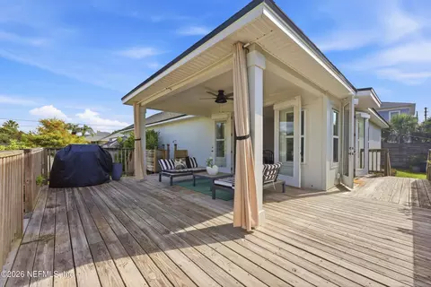 Exterior - 225 Twentieth St, Saint Augustine, FL 32084 photo 6 of 15