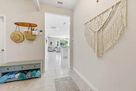 Entry Way - 225 Twentieth St, Saint Augustine, FL 32084 photo 2 of 2