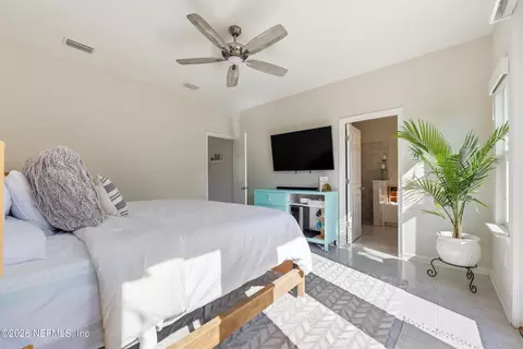 Bedroom - 225 Twentieth St, Saint Augustine, FL 32084 photo 3 of 8